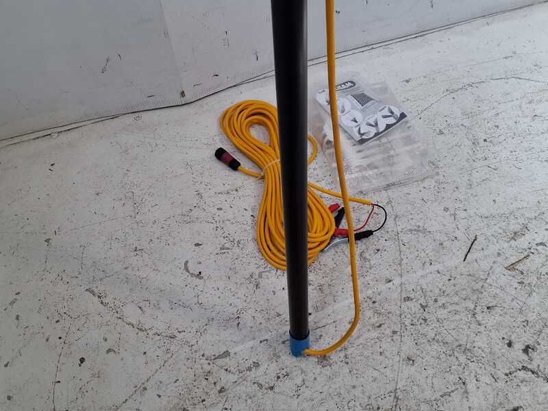 OUTLET - UTILIZZATO PER PROVA - Lisam Oliveco - Abbacchiatore Elettrico a batteria - Con denti in Nylon  - Asta Telescopica