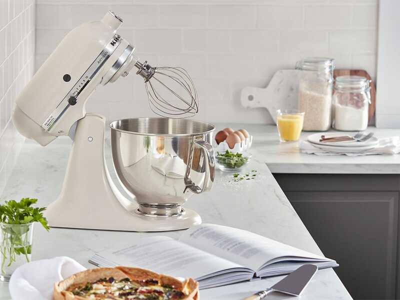 KitchenAid Artisan 5KSM125 Milkshake - Planetaria con testa reclinabile