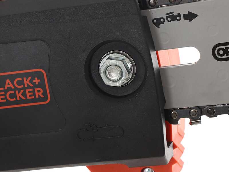 OUTLET - PICCOLI DIFETTI ESTETICI - Black &amp; Decker PS7525-QS - Potatore elettrico su asta telescopica - Lama da 25cm