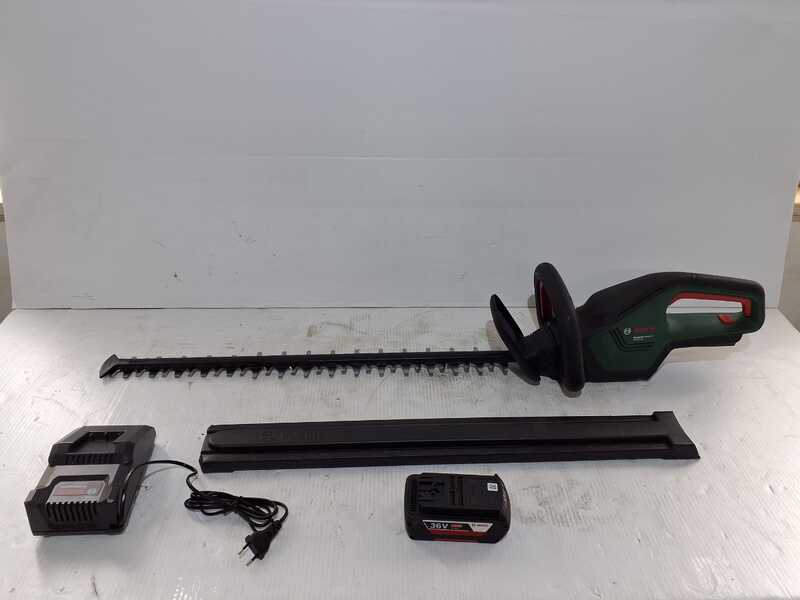 OUTLET - UTILIZZATO PER PROVA - Bosch AdvancedHedgeCut 36 - Tagliasiepi a batteria litio 36V/2Ah - Lama da 65 cm