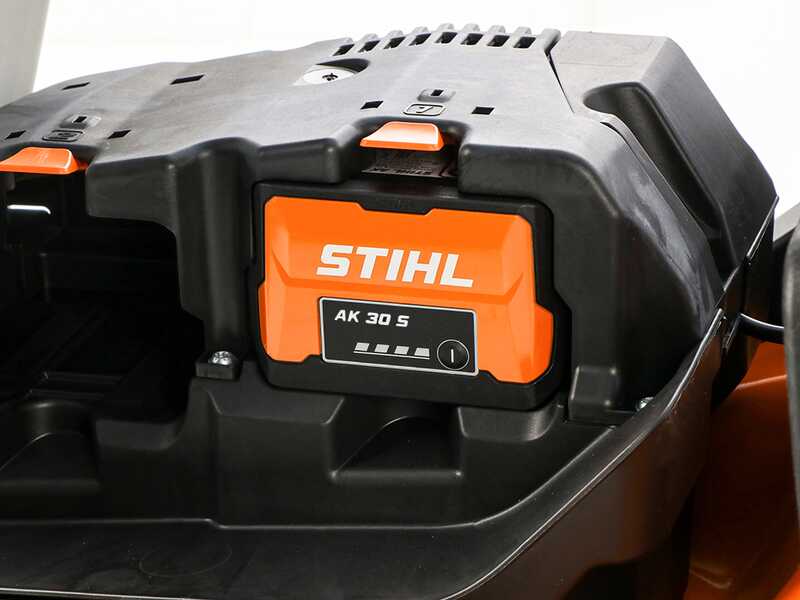 STIHL RMA 243 - Tagliaerba con batteria AK 30 S - 36V 5Ah - Taglio 41 cm