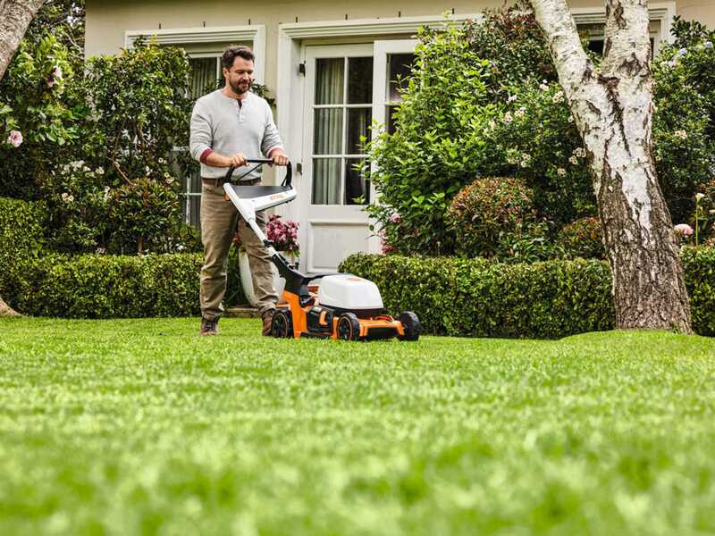 STIHL RMA 443 - Tagliaerba con batteria AK 20 - 36V 4Ah - Taglio 41 cm