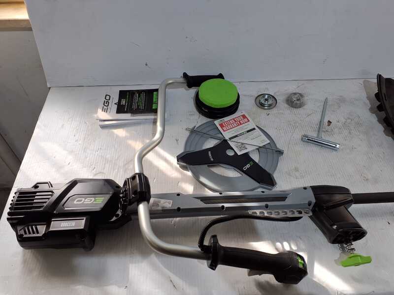 OUTLET - PICCOLI DIFETTI ESTETICI - EGO Professional-X BCX3800 - Decespugliatore a batteria - 56V - SENZA BATTERIA E CARICABATTERIE