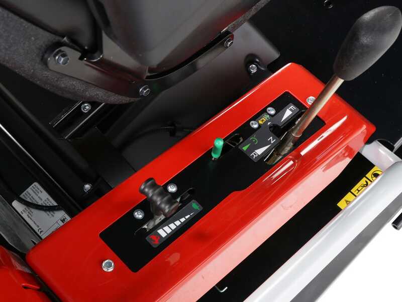Efco Tuareg 92 PRO 4WD K - Trattorino trinciaerba sfalciatutto - Emak K 2400 AVD V-Twin