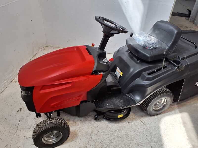 OUTLET - UTILIZZATO PER PROVA - GeoTech-Pro RTM 75-685 C - Trattorino tagliaerba - Cambio meccanico - Cesto di raccolta