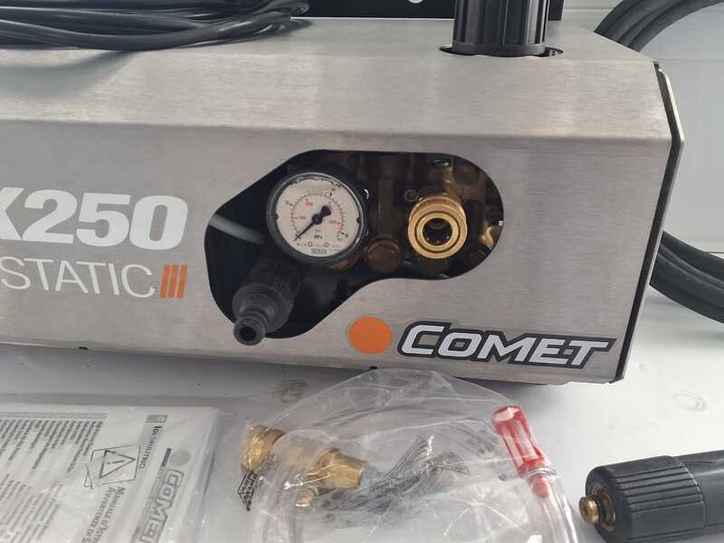 OUTLET - UTILIZZATA PER PROVA - Comet K250 Static 10/150 M - Idropulitrice professionale a freddo - 150 bar - 600 l/h - a muro e a terra