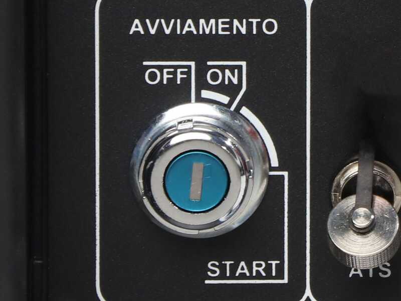 OUTLET - DIFETTI ESTETICI - Hyundai HP7500LN-3 - Generatore di corrente 5,5 kW FullPower diesel silenziato - Continua 5 kw - Avv. elettrico