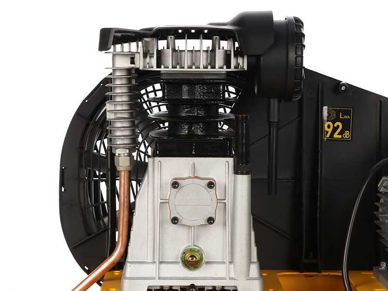 DeWalt DXCMB3T201HE - Compressore aria elettrico trifase a cinghia - Motore 3 HP &ndash; 200  lt