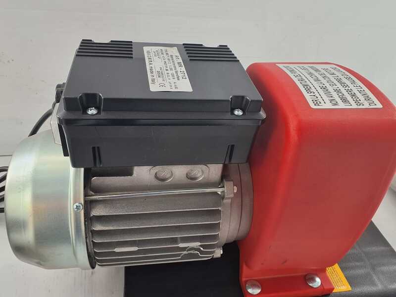 OUTLET - PICCOLI DIFETTI ESTETICI - New O.M.R.A. New-Line 5 - Passapomodoro con motore elettrico 1200W - 220V