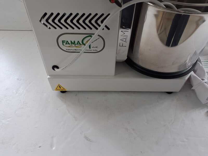 OUTLET - PICCOLI DIFETTI ESTETICI - Famag IM 8S/230 10 Velocit&agrave; - Impastatrice a spirale 8 Kg con testa sollevabile