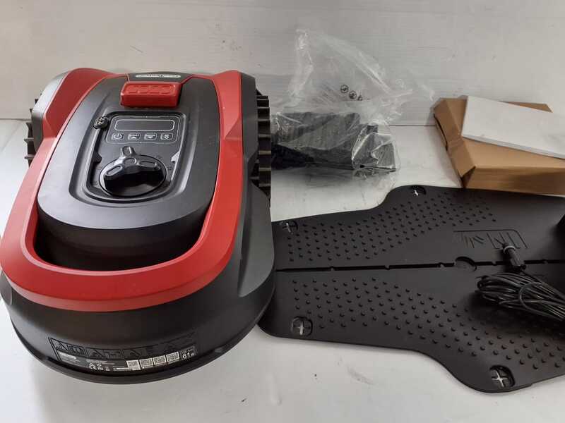 OUTLET - UTILIZZATO PER PROVA - GeoTech RMG-500 - Robot rasaerba - Con filo perimetrale