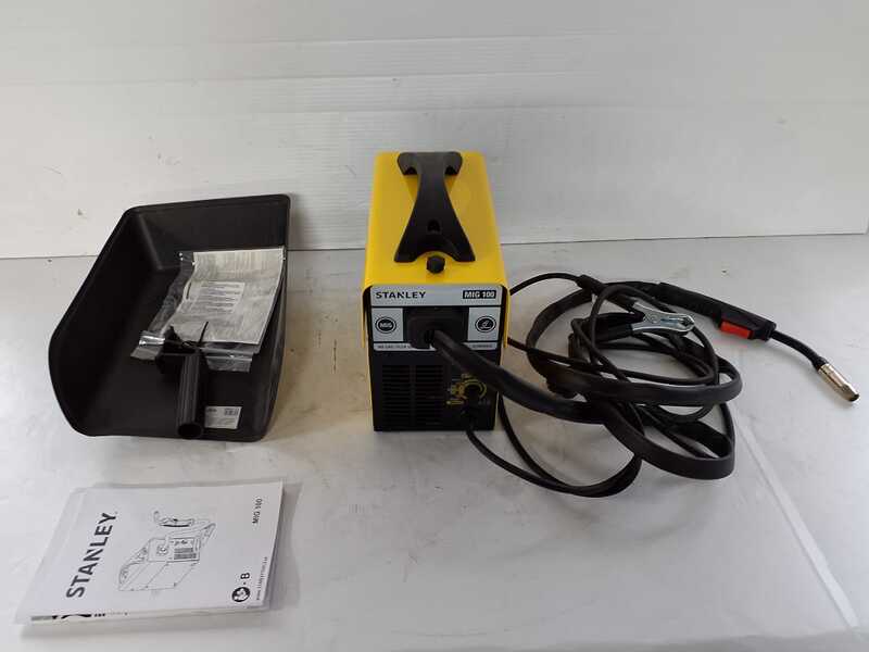 OUTLET - UTILIZZATO PER PROVA - STANLEY MIG 100 - Saldatrice Inverter (MIG) - Per la saldatura NO GAS