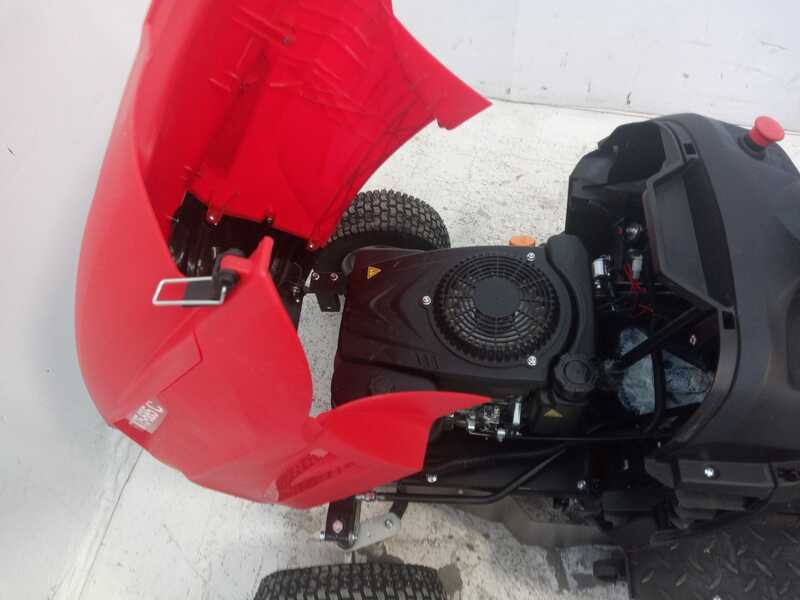OUTLET - UTILIZZATO PER PROVA - GeoTech-Pro RTM 75-685 C - Trattorino tagliaerba - Cambio meccanico - Cesto di raccolta
