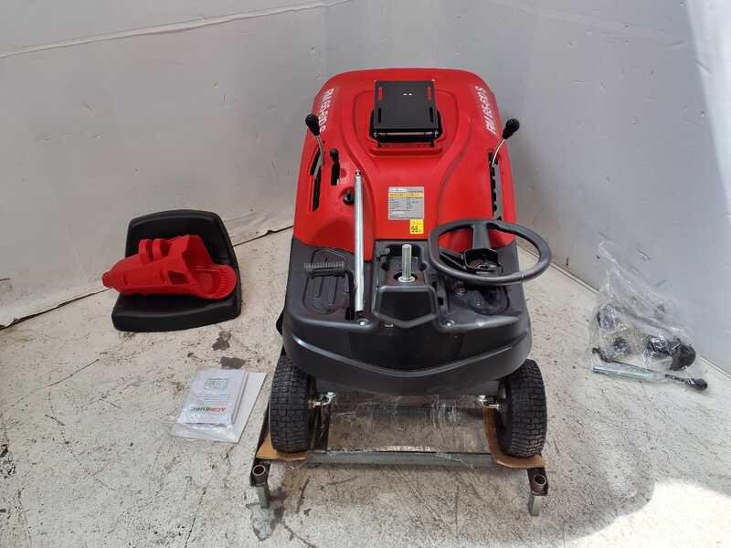 OUTLET - UTILIZZATO PER PROVA - Geotech RM 65-610 S - Trattorino tagliaerba mini-rider - Motore da 196cc -  Avviamento elettrico