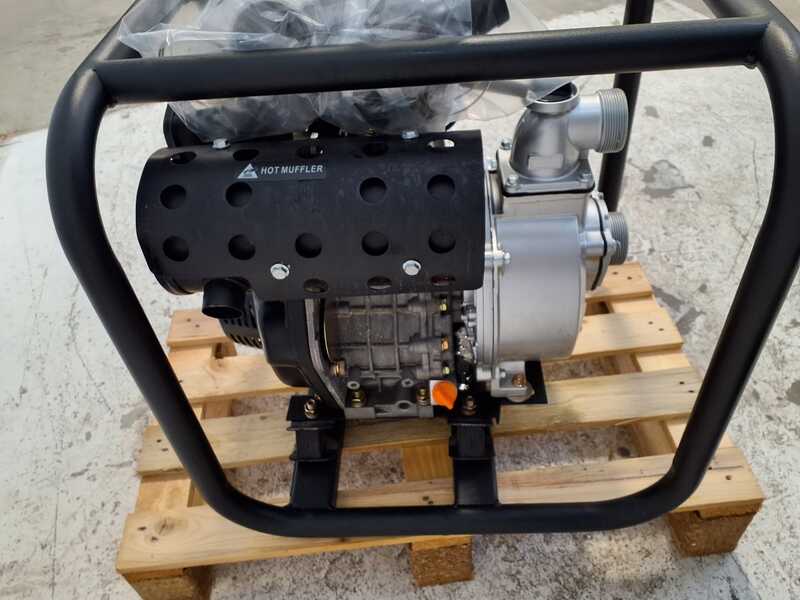 OUTLET - UTILIZZATO PER PROVA - BlackStone BD 5000 - Motopompa diesel autoadescante - Raccordi 50 mm