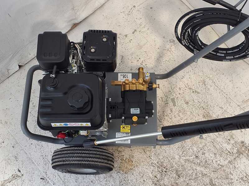 OUTLET - DA ESPOSIZIONE - Karcher PRO HD 6/15 G Classic - Idropulitrice a scoppio - Motore Loncin G200FA - a benzina