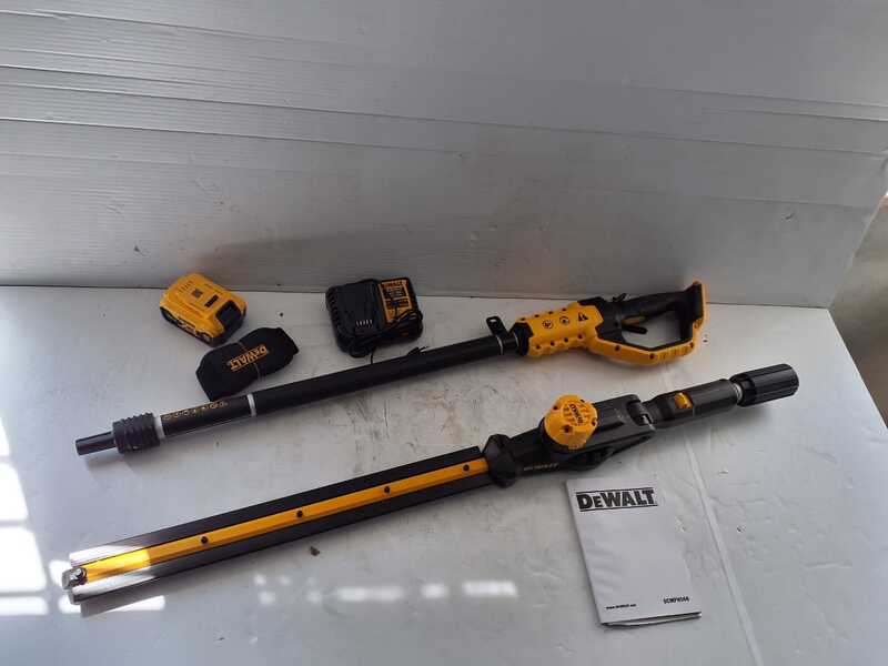 OUTLET - SENZA IMBALLO ORIGINALE - DeWalt DCMPH566P1-QW - Tagliasiepi elettrico su asta di prolunga orientabile - Batteria 18V/5Ah