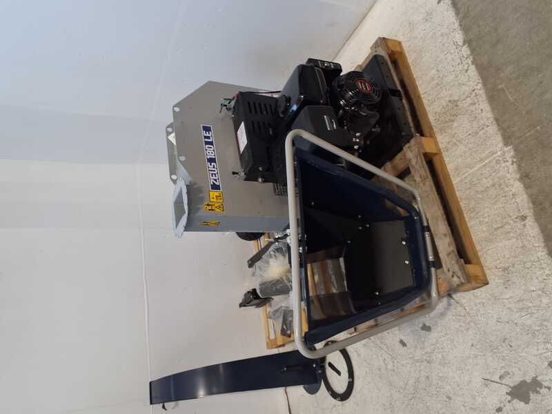 OUTLET - DIFETTI ESTETICI - BullMach ZEUS 180 LE - Biotrituratore a scoppio trainabile - Loncin 420cc con avviamento elettrico