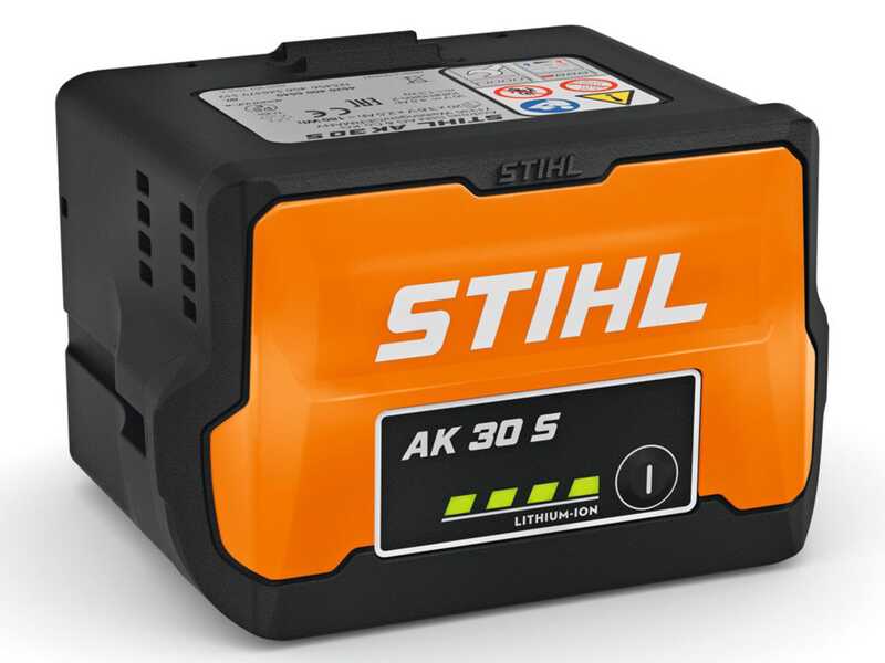 STIHL RLA 240 - Arieggiatore a batteria - SENZA BATTERIA E CARICABATTERIA
