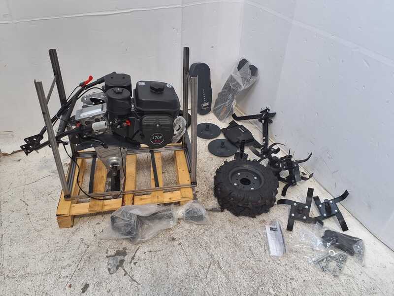 OUTLET - DA ESPOSIZIONE - BlackStone MHB 1500 - Motozappa a scoppio a benzina da 212cc - 7 HP