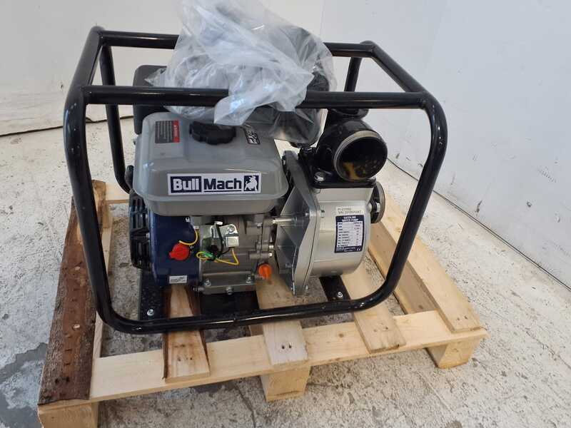 OUTLET - UTILIZZATO PER PROVA - BullMach LYMPHIA 80 - Motopompa a scoppio - Raccordi da 80 mm