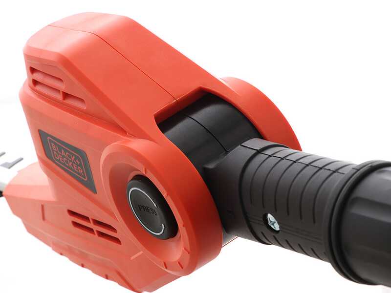OUTLET - PICCOLI DIFETTI ESTETICI - Black &amp; Decker PH5551-QS - Tagliasiepi elettrico su asta di prolunga telescopica orientabile - Lama da 51 cm
