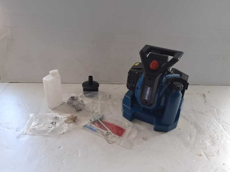 OUTLET - UTILIZZATO PER PROVA - Hyundai WP-5203 - Motopompa a scoppio autoadescante - Raccordi 25 mm