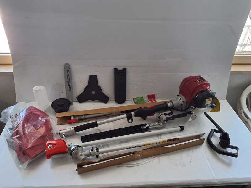 OUTLET - SENZA IMBALLO ORIGINALE - Honda ADG 50 HC I - Decespugliatore a benzina 4 tempi multifunzione - Asta Attila