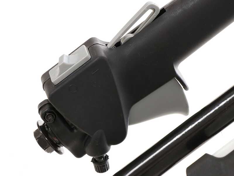 OUTLET - PICCOLI DIFETTI ESTETICI - BlackStone PD530 - Mototrivella a miscela 2 tempi - 3 punte incluse