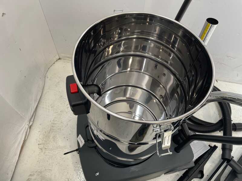 OUTLET - SENZA IMBALLO ORIGINALE - Lavor Windy 365 IR - Aspirapolvere aspiraliquidi - aspiratore per polvere e liquidi - Fusto INOX ribaltabile