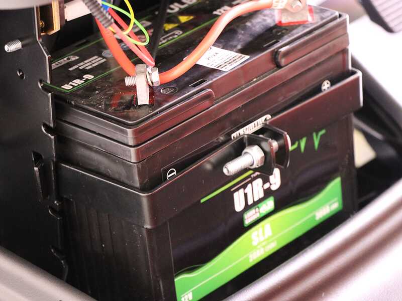 Snapper SPX107 - Trattorino tagliaerba - Briggs&amp;Stratton 656cc - Scarico laterale