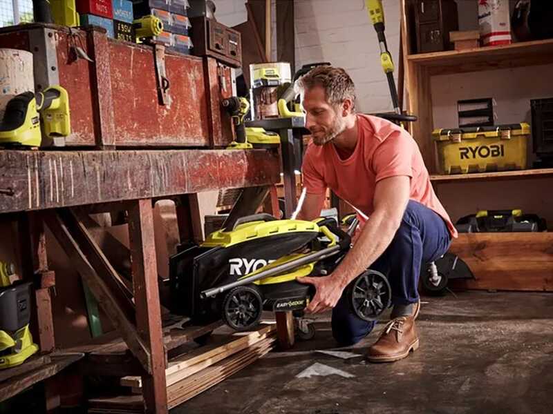 Ryobi RLM18X33B50LT23A - Kit Rasaerba + Tagliabordi a batteria - 18V 5Ah - Taglio 33cm + 23cm