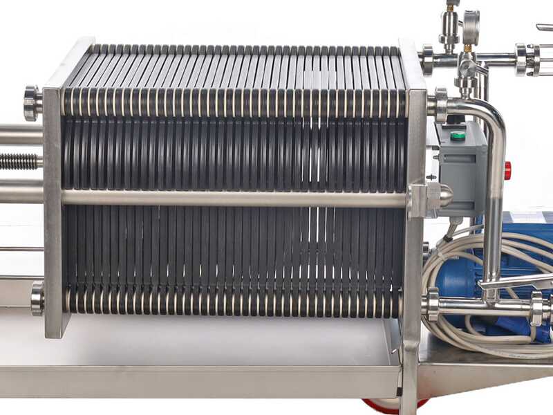 Enotecnica Pillan FC44 - Filtro per vino professionale da 40 cartoni 40x40 cm - Telaio e pompa in acciaio INOX