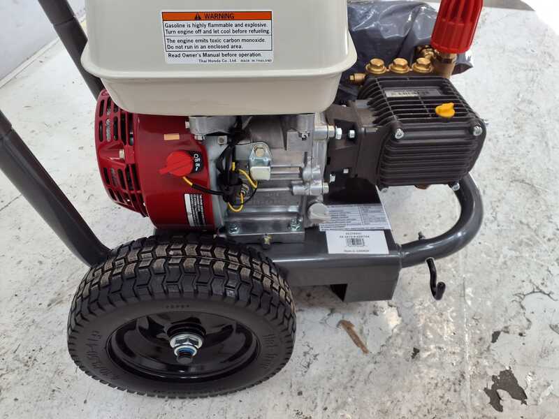 OUTLET - DA ESPOSIZIONE - Idropulitrice a scoppio professionale BWDK 11/200 PRO - 200 bar 660 l/m - pompa Comet BWD-K - motore Honda GX 200