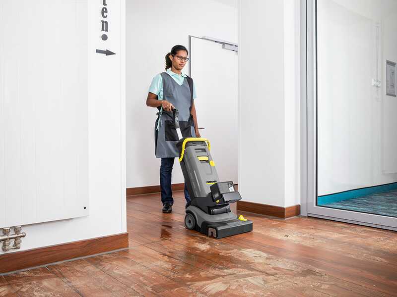 Karcher Pro BR 30/4 C BP Pack - Lavapavimenti 3 in 1: lava, asciuga e aspira