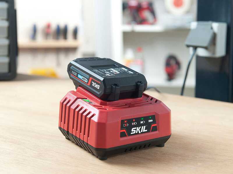 Skil 0440 CA - Tagliasiepi a batteria - Lama da 55 cm - 20V 2Ah