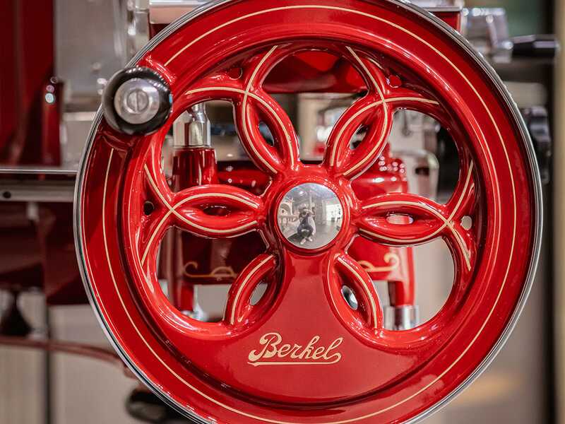 Berkel B2 Rossa - Affettatrice a volano - Lama in acciaio cromato da 265 mm