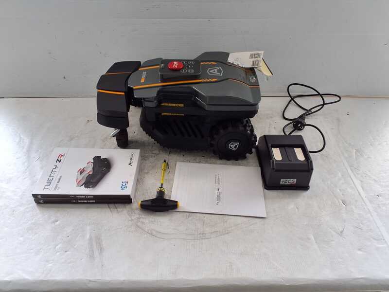 OUTLET - PICCOLI DIFETTI ESTETICI - AMBROGIO ZETA R - Robot Tagliaerba - con base di ricarica SMART SYSTEM - Senza filo perimetrale