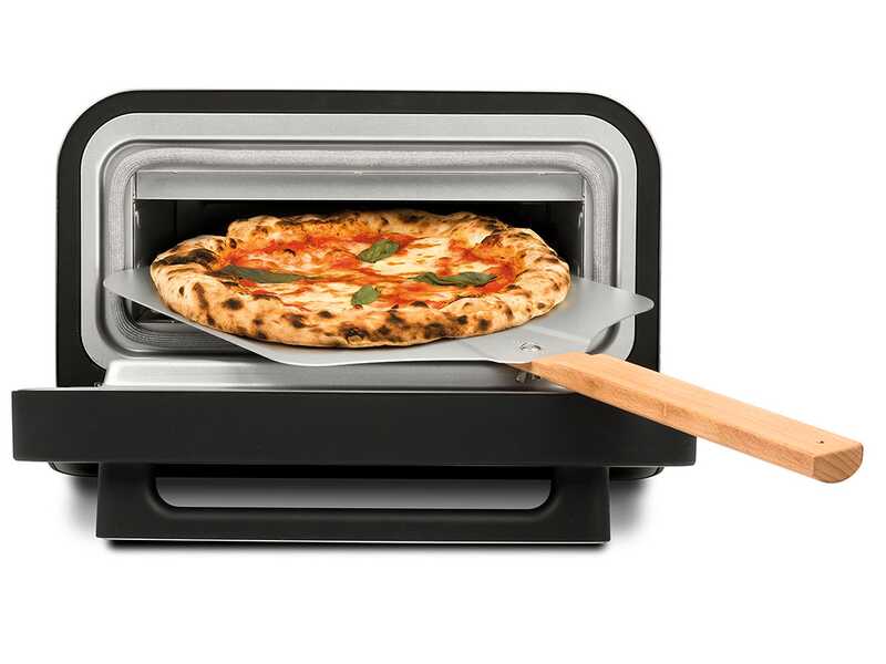 Pizzauunin toinen kuvakulma
