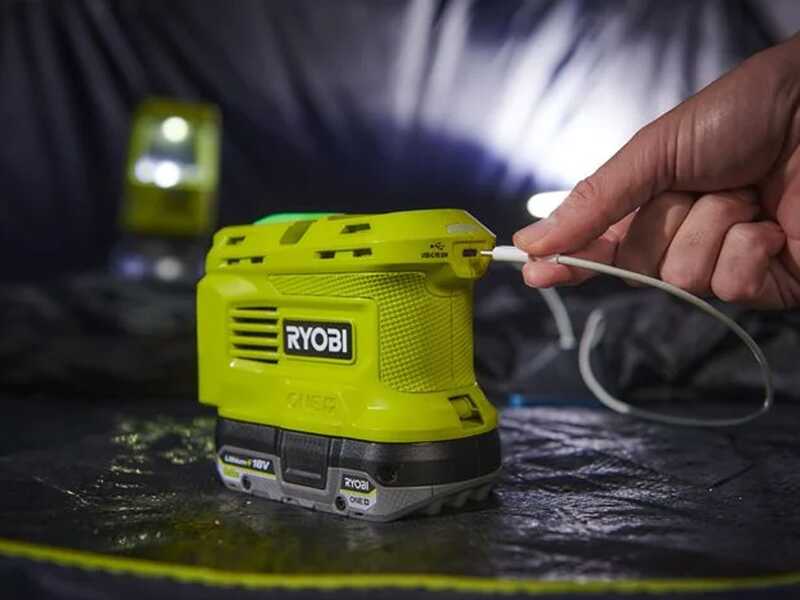 Ryobi RY18BI150B-0 - Inverter 18V 4Ah - Potenza 150 W - Funzione caricabatterie