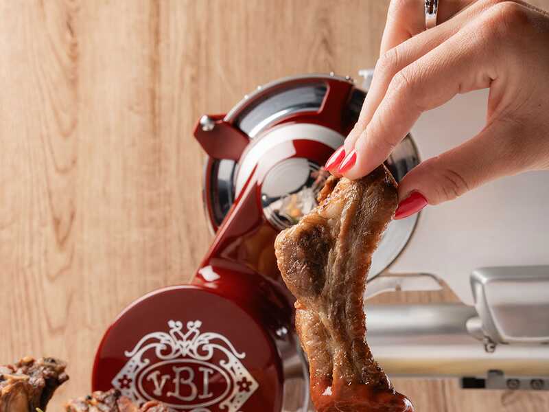 Berkel Icon Line 170 Rosso - Affettatrice con lama 170 mm