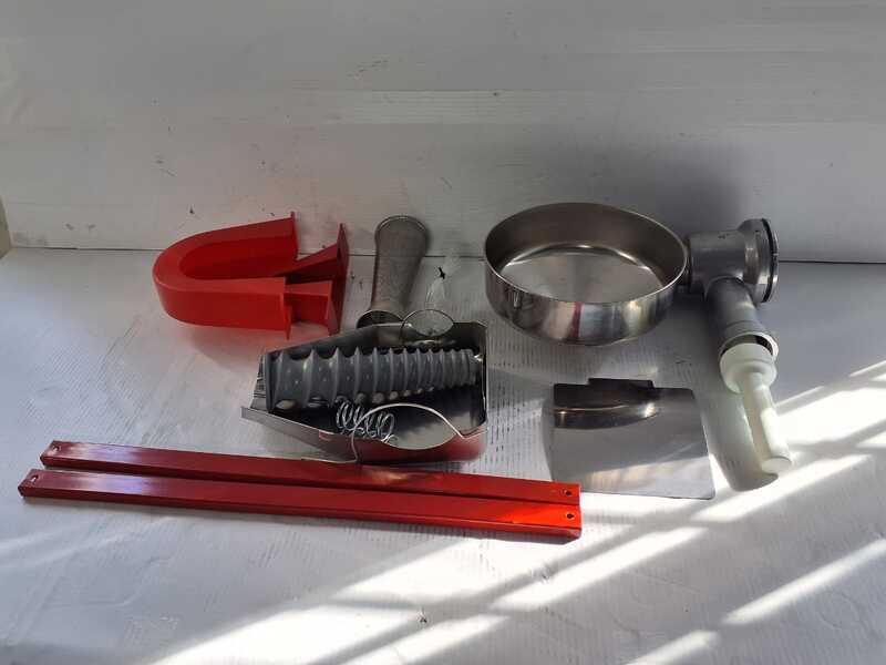 OUTLET - UTILIZZATO PER PROVA - Palumbo Pavi LC INOX - Passapomodoro elettrico a motore elettrico su banco - 600W