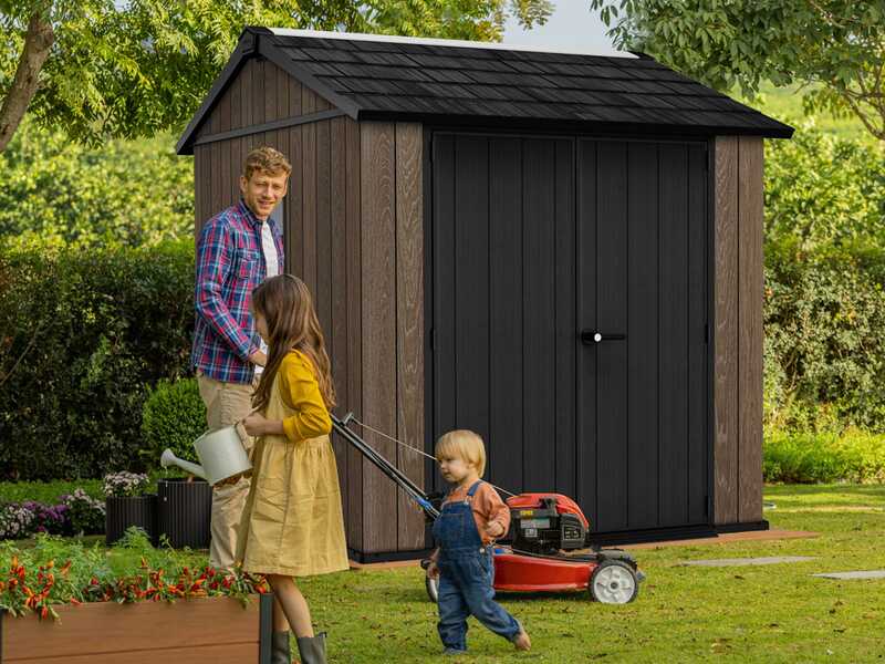 Keter Signature Walnut 757/775 - Casetta da giardino - Con finestre - 230x223x246 cm