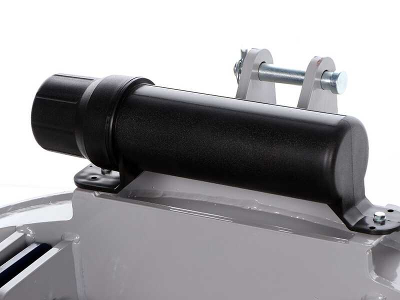 BullMach ARES 61 - Fresaceppi a trattore