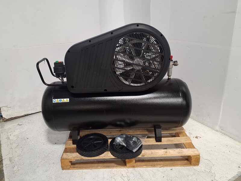 OUTLET - PICCOLI DIFETTI ESTETICI - Nuair NB/5,5CT/270 - Compressore aria elettrico trifase a cinghia - Motore 5.5 HP - 270 lt