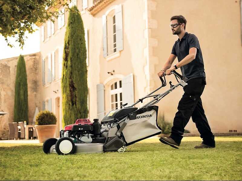 Honda HRD 536 HX - Tagliaerba a scoppio trazionato - Honda GXV 160 - Taglio 53 cm