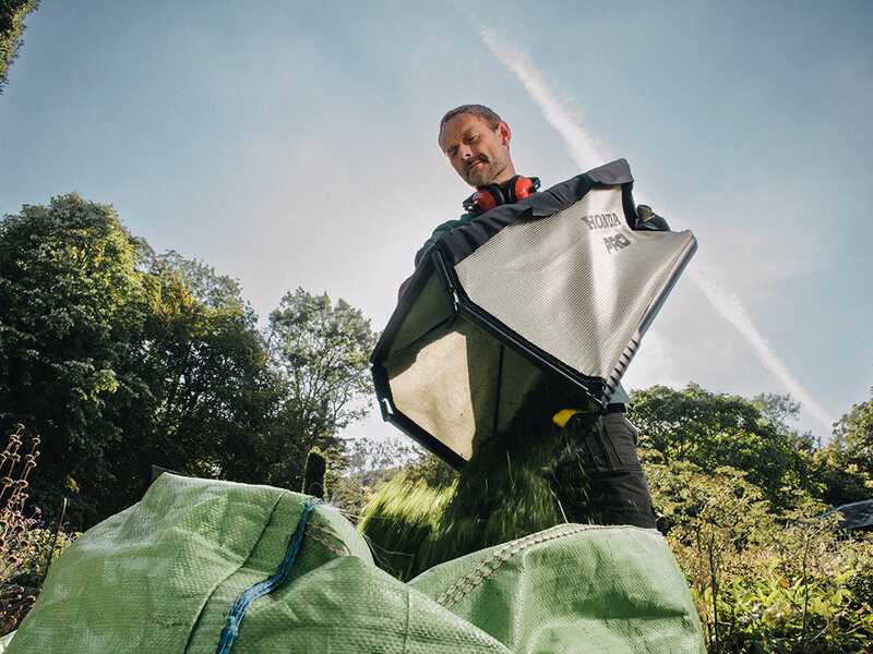 Honda HRH 536 HX - Tagliaerba a scoppio trazionato - Honda GXV 160 - Taglio 53 cm