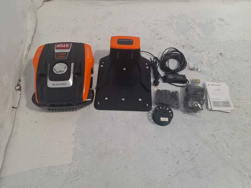 OUTLET - UTILIZZATO PER PROVA - Yard Force Compact 400RiS - Robot rasaerba - Controllo tramite App - Sensori IRadar