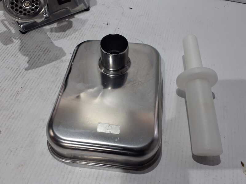 OUTLET - UTILIZZATO PER PROVA - Fimar TR8D - Tritacarne elettrico - Gruppo macinazione in alluminio - 230V