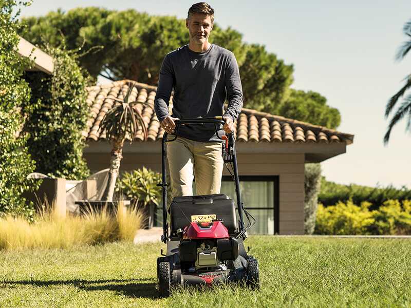 Honda HRX 476 HY - Tagliaerba a scoppio trazionato - Honda GCVx 170 - Taglio 47 cm